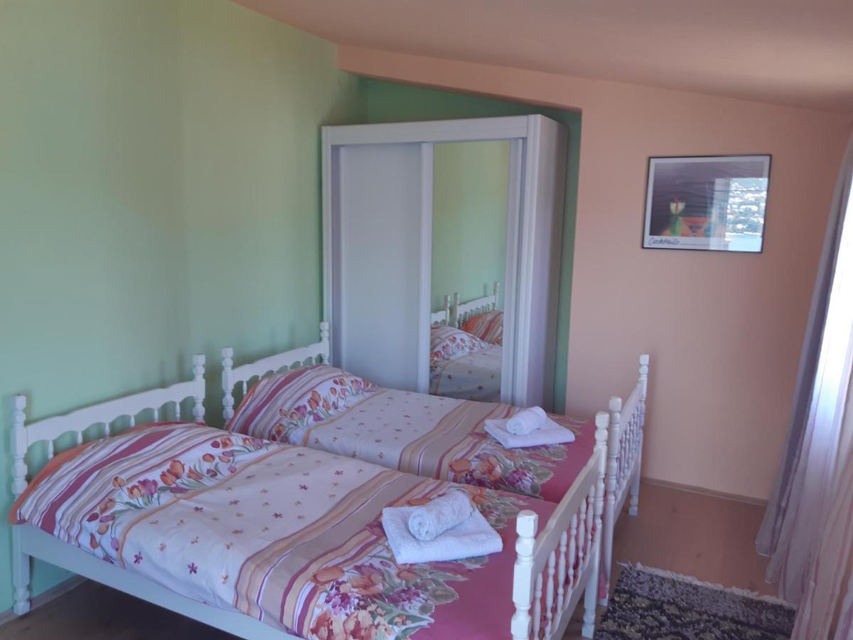 Villa Garden Apartments Herceg Novi Esterno foto